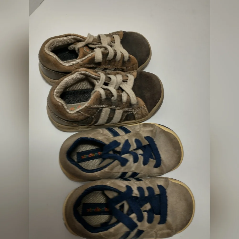 2 Stride‎ Rite Sprout Leather And Suede Sneakers, Size 7 And 7.5, Built To Last